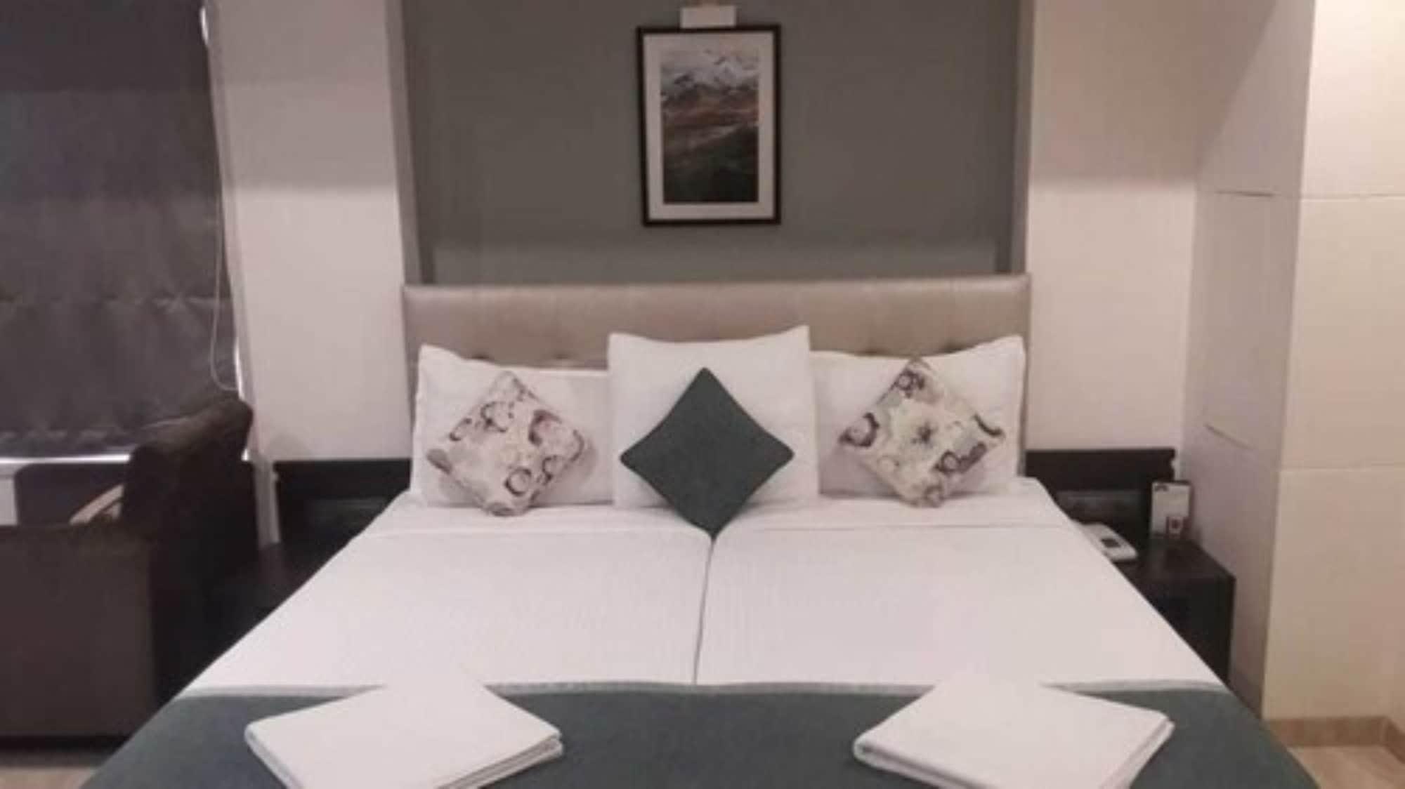 Hotel Le Grande - Mumbai International Airport Экстерьер фото