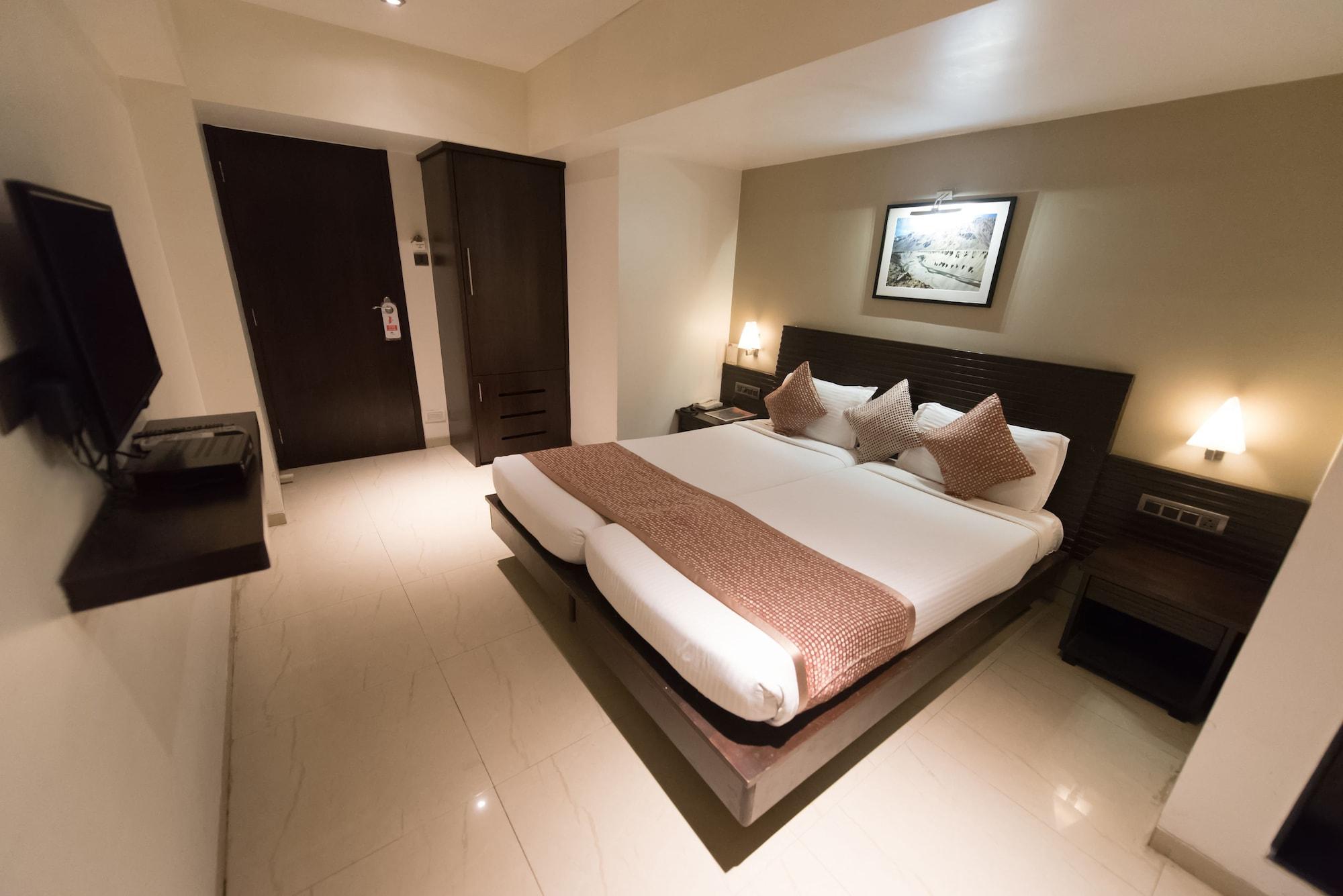 Hotel Le Grande - Mumbai International Airport Экстерьер фото