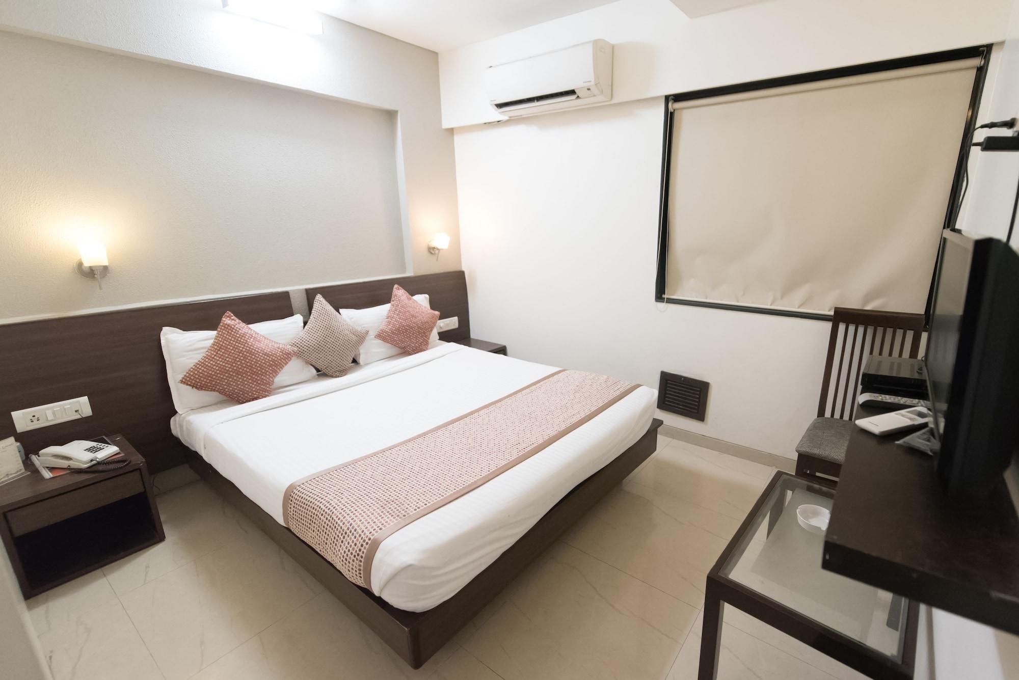 Hotel Le Grande - Mumbai International Airport Экстерьер фото