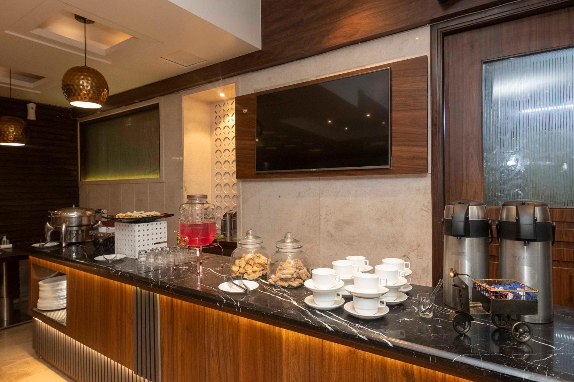 Hotel Le Grande - Mumbai International Airport Экстерьер фото