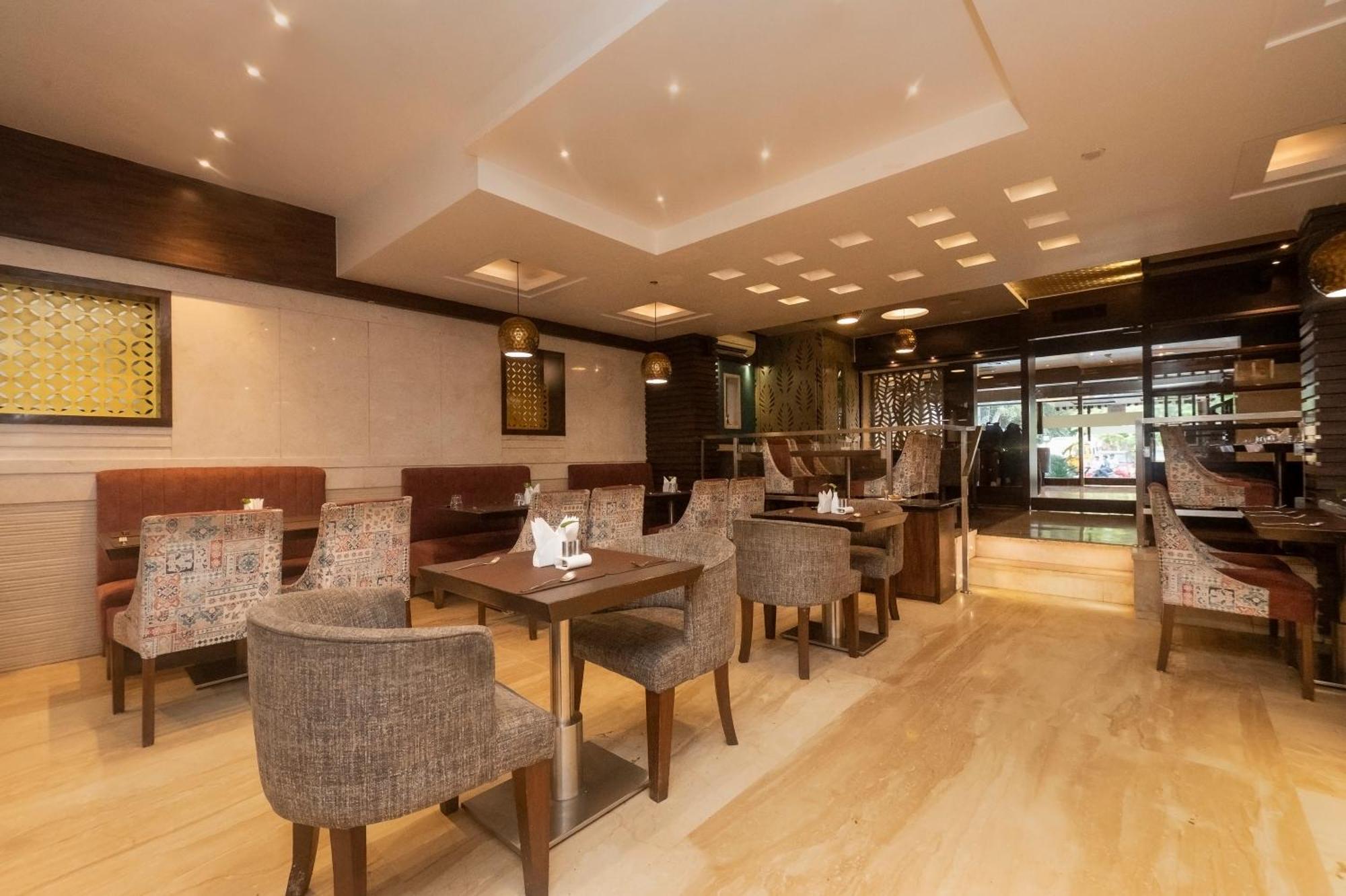 Hotel Le Grande - Mumbai International Airport Экстерьер фото